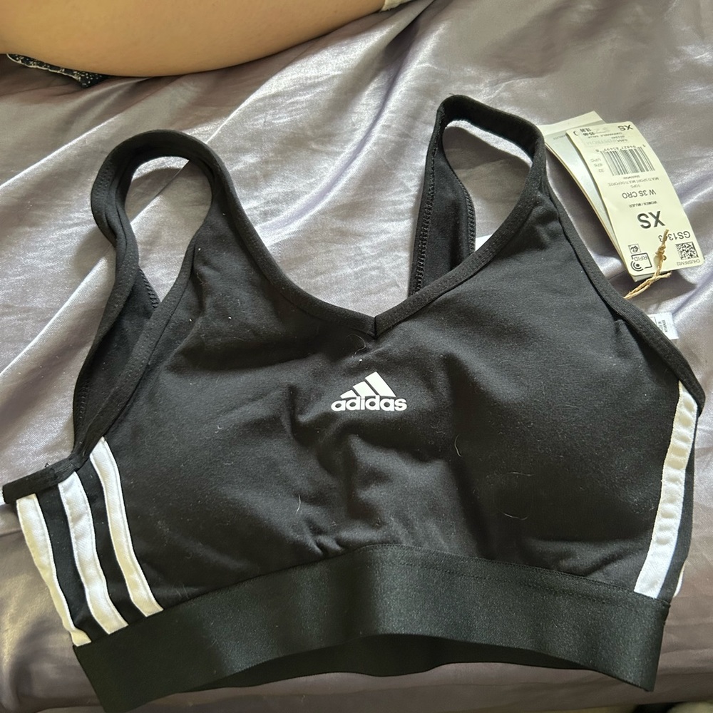 New adidas sports bra xs